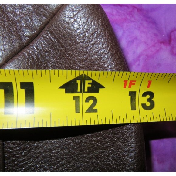 Coach 2012 Penelope in a rich brown supple leather & turn lock front flap - Picture 12 of 13